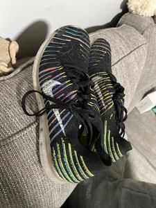 Nike Women's Free Running Motion Flyknit Shoe